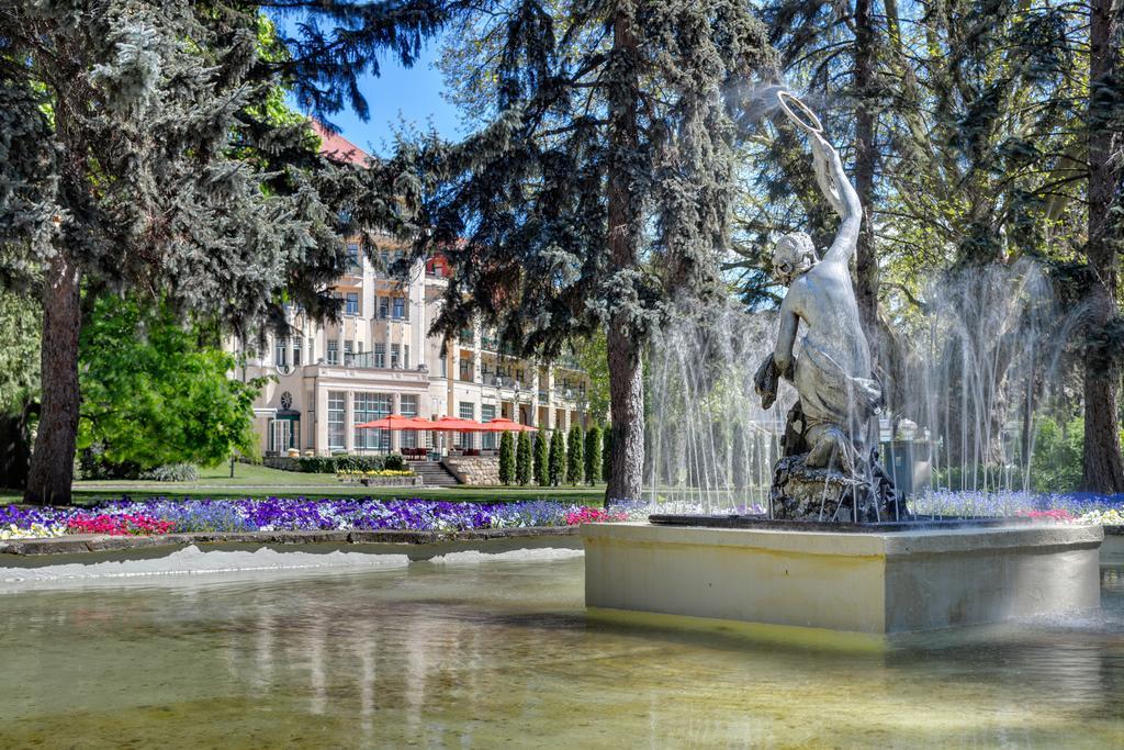 Ensana Thermia Palace Piest'any Exterior photo